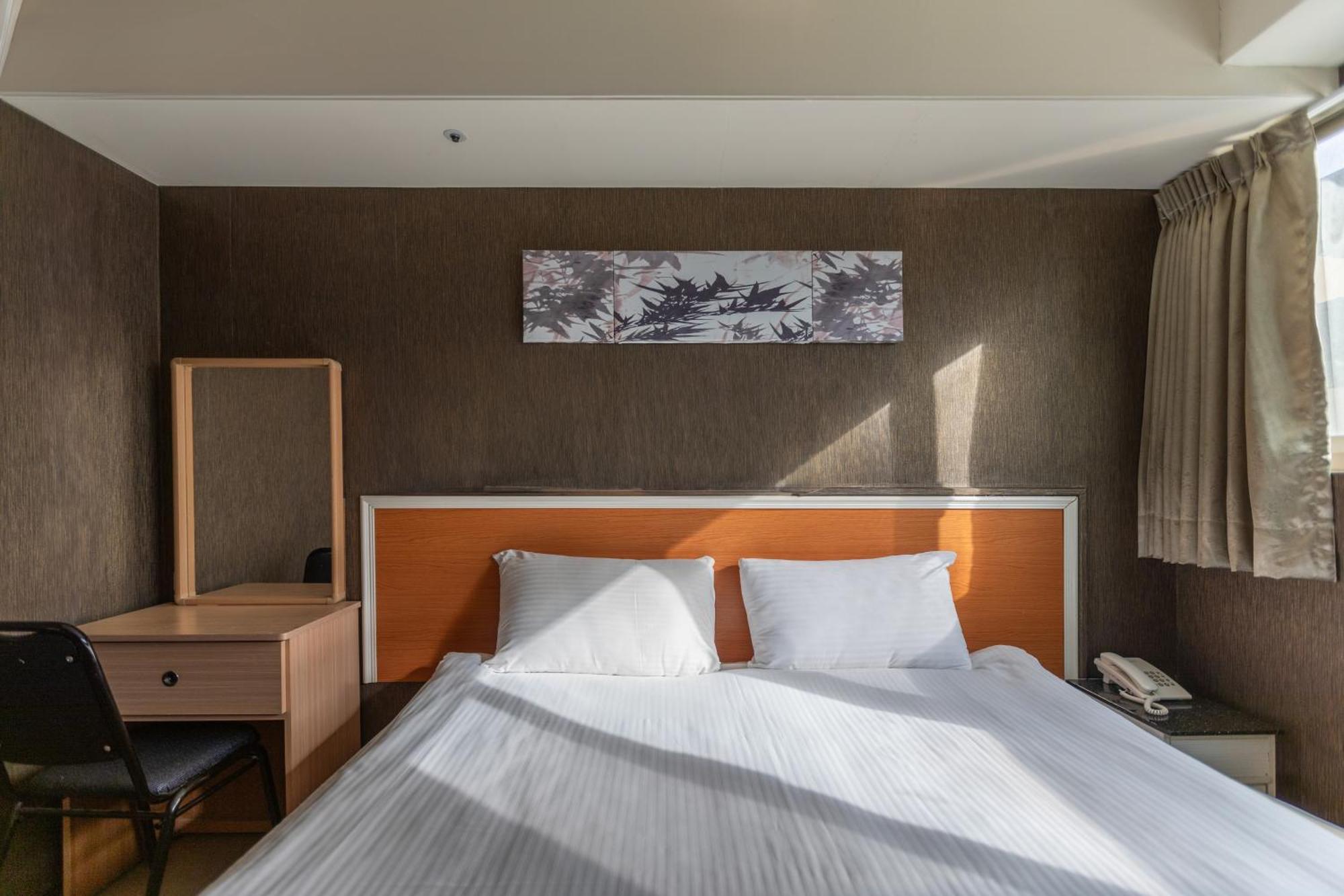 E Lim Hotel Zhongli Eksteriør billede
